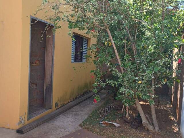 #360 - Casa para Venda em Brotas - SP - 2